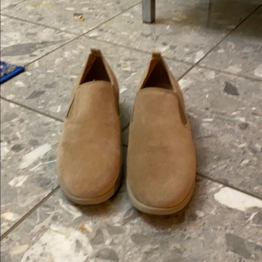 Easy Spirit slip on shoes